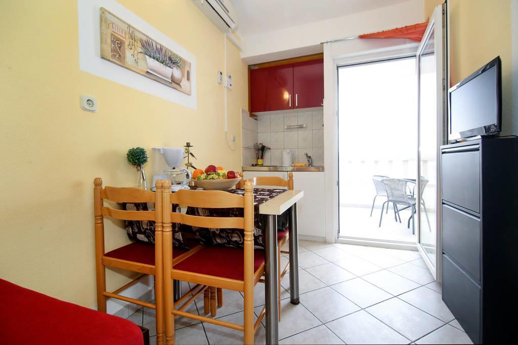 Tice Apartments Mediteran מראה חיצוני תמונה